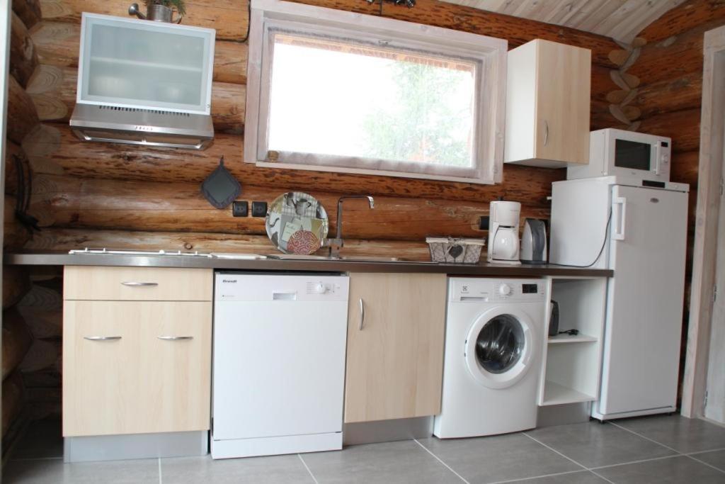 Pialous:Chalet En Rondins Avec Espace Detente La Chapelle-d'Aurec 外观 照片
